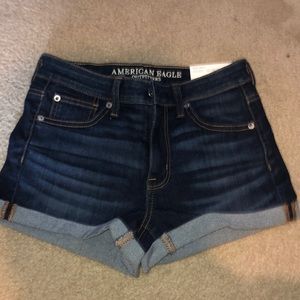 American Eagle shorts never worn